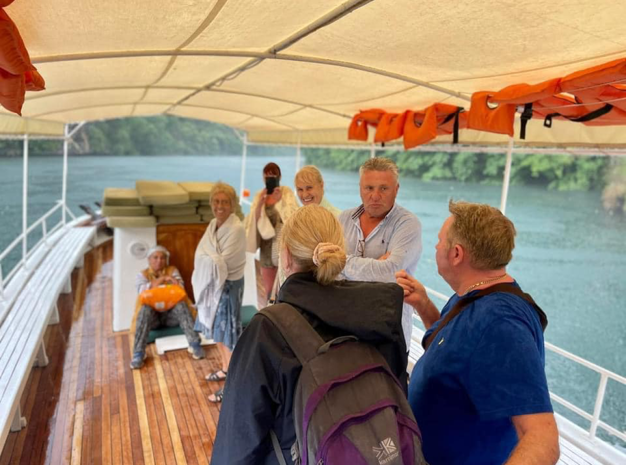 Akkaya Sonnenuntergang Mit Vögeln Und Wildtieren