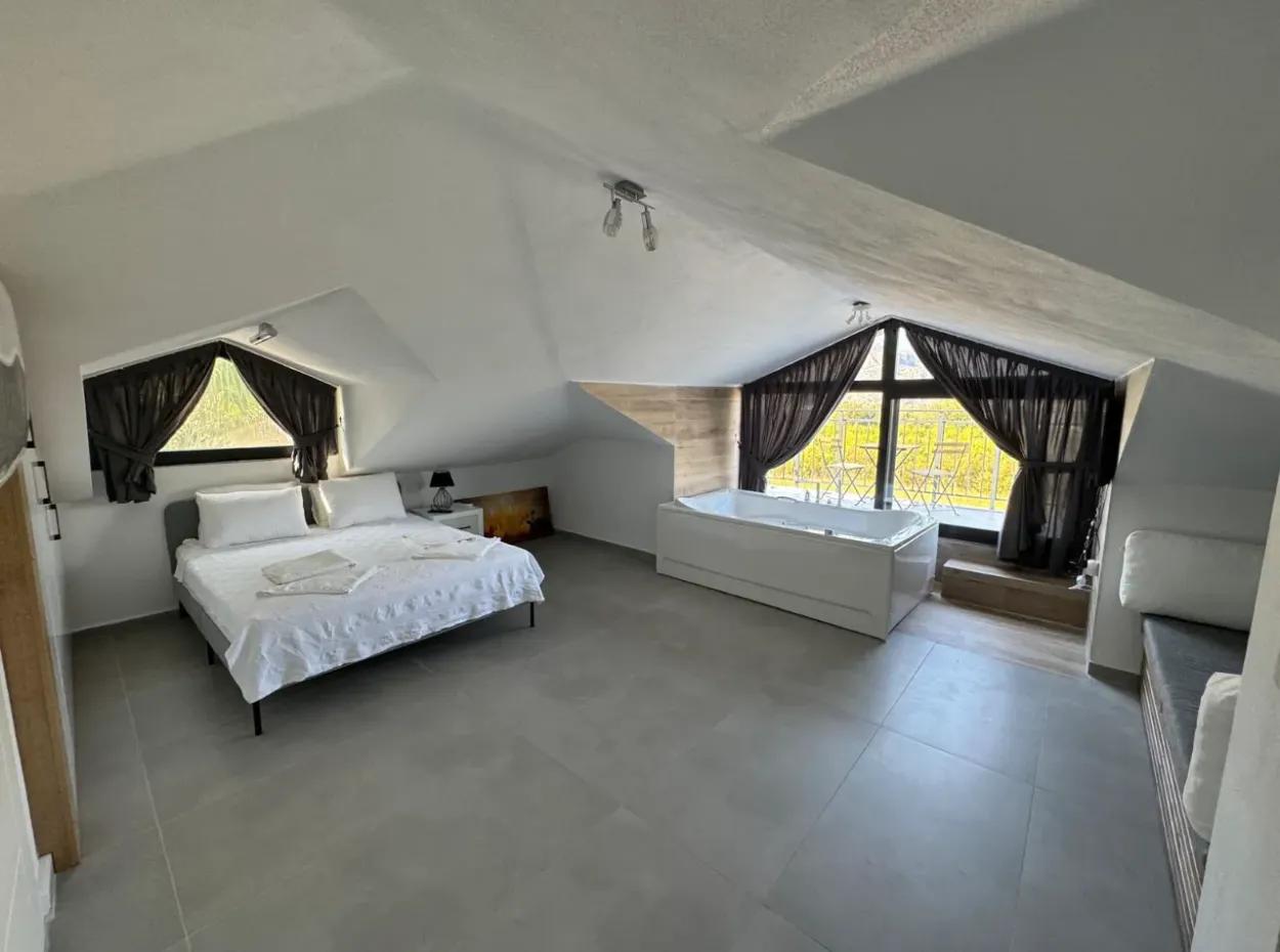 Villa Lifeport