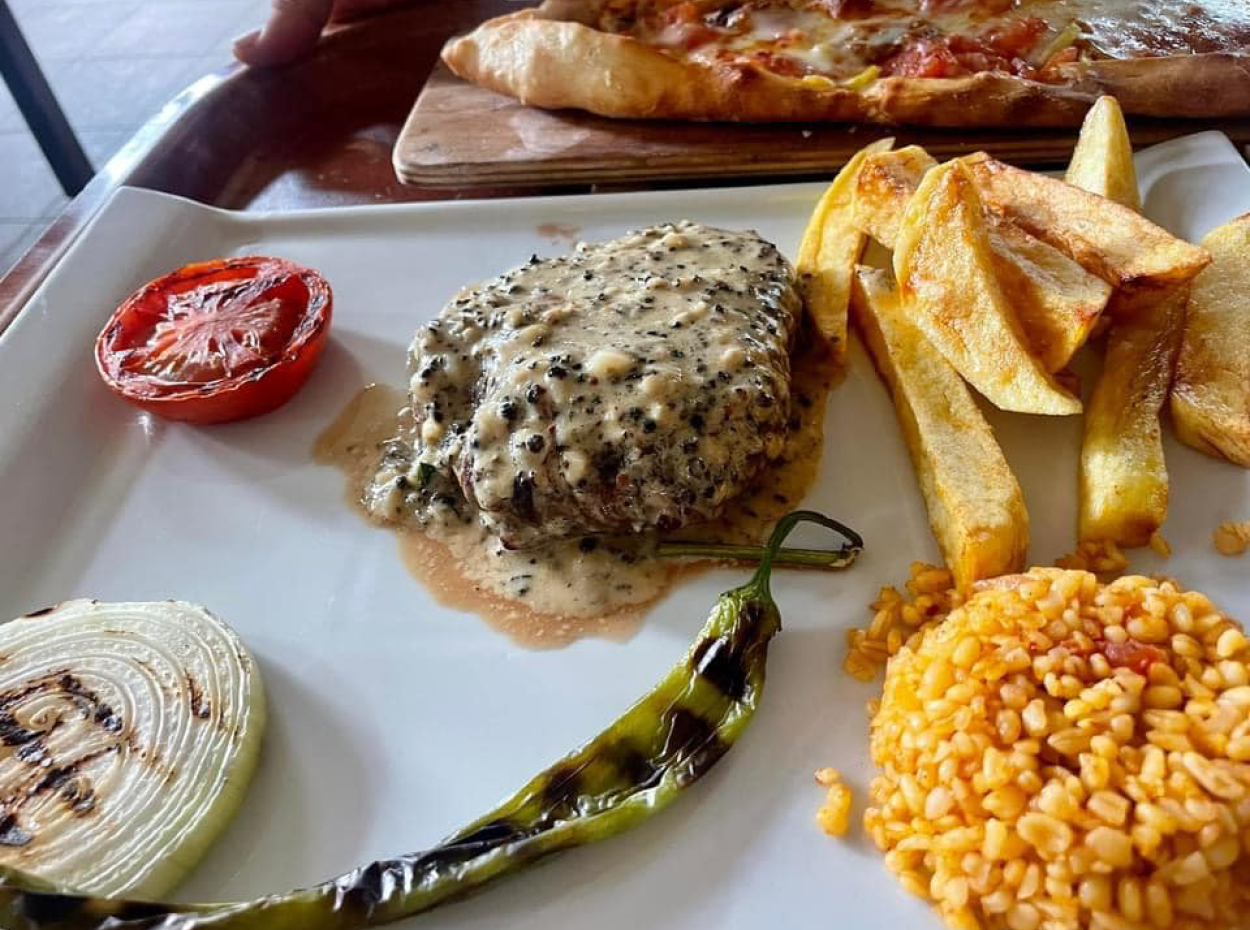 Akkaya Kuşlar Ve Vahşi Yaşam İle Gün Batımı