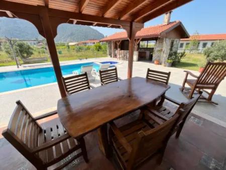 Villa Dash