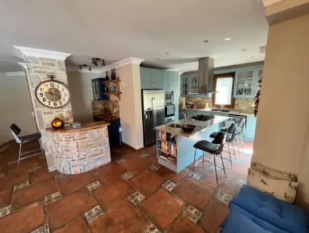 Villa Dash