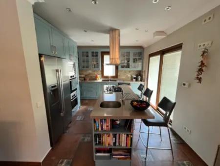 Villa Dash