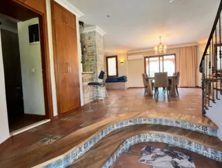Villa Dash